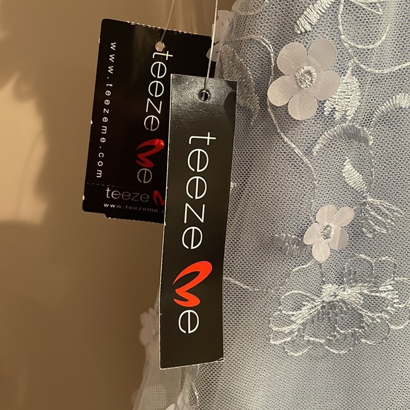 Gorgeous Blue Floral Mini Homecoming dress - Picture 10 of 11